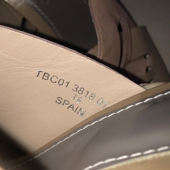 H by HUDSON London England High End Leather Heels - Picture 8 of 8